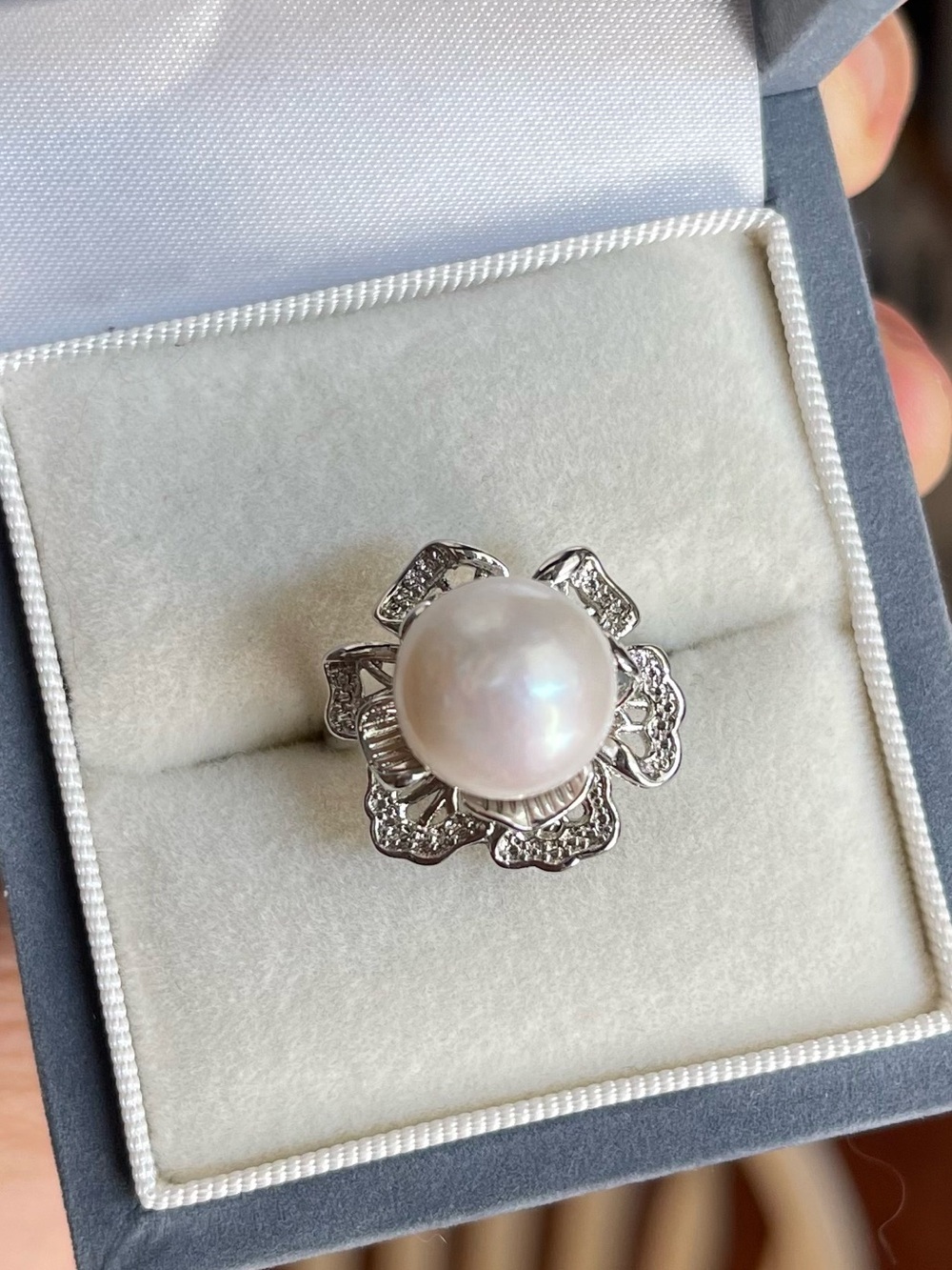 11 mm Genuine Pearl Cocktail Ring - White Pearl